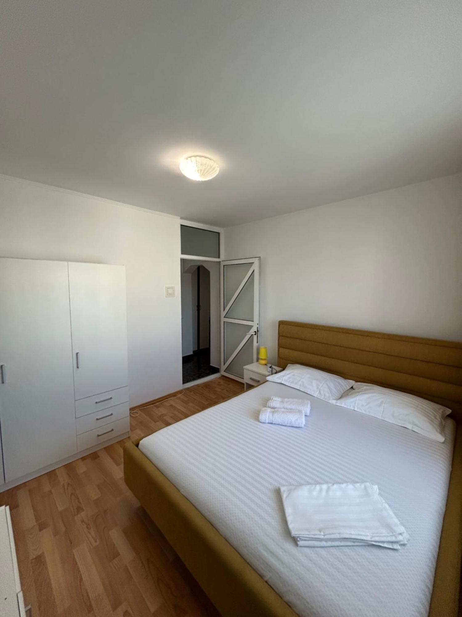 Sj Apartment Tulça Dış mekan fotoğraf